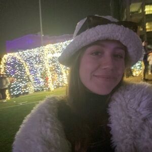 Meet your Posher, Stephanie